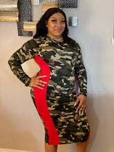 Load image into Gallery viewer, Long Sleeve Midi Camo Dress
